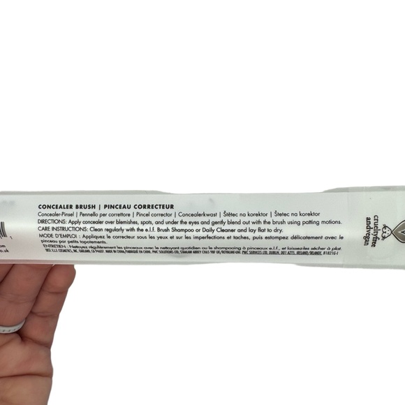 6-Pack e.l.f. Concealer Brush #1821 Professional Corrector Brushes New Sealed - Picture 7 of 8